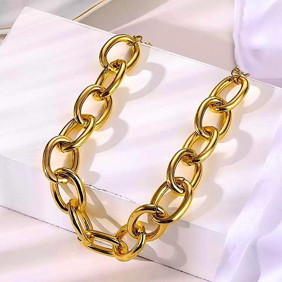⚜️[𝟯/$𝟯𝟴]⚜️Big Link Gold Chucky Choker NEW - Picture 2 of 10